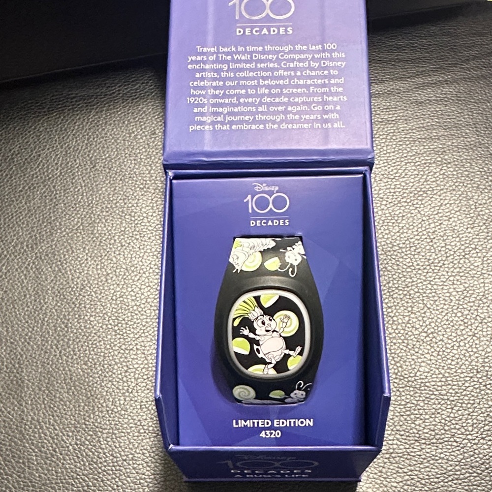 Disney Limited Edition MagicBand+ - Black